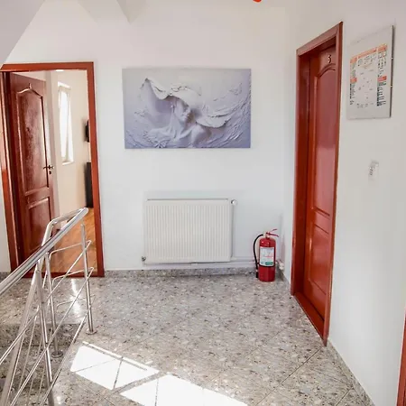 Vendégház Casa Raul 3*