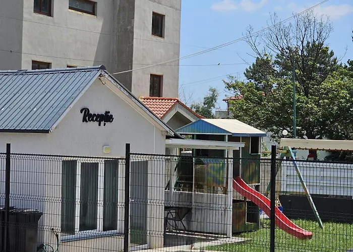 Guest house Casa Raul 3*